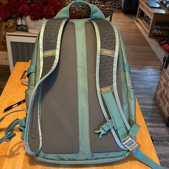 Thule Sweden Crossover laptop Backapack. - Picture 2 of 5